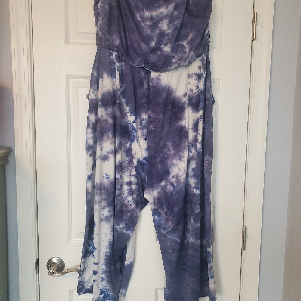 Plus Size Sleeveless Romper